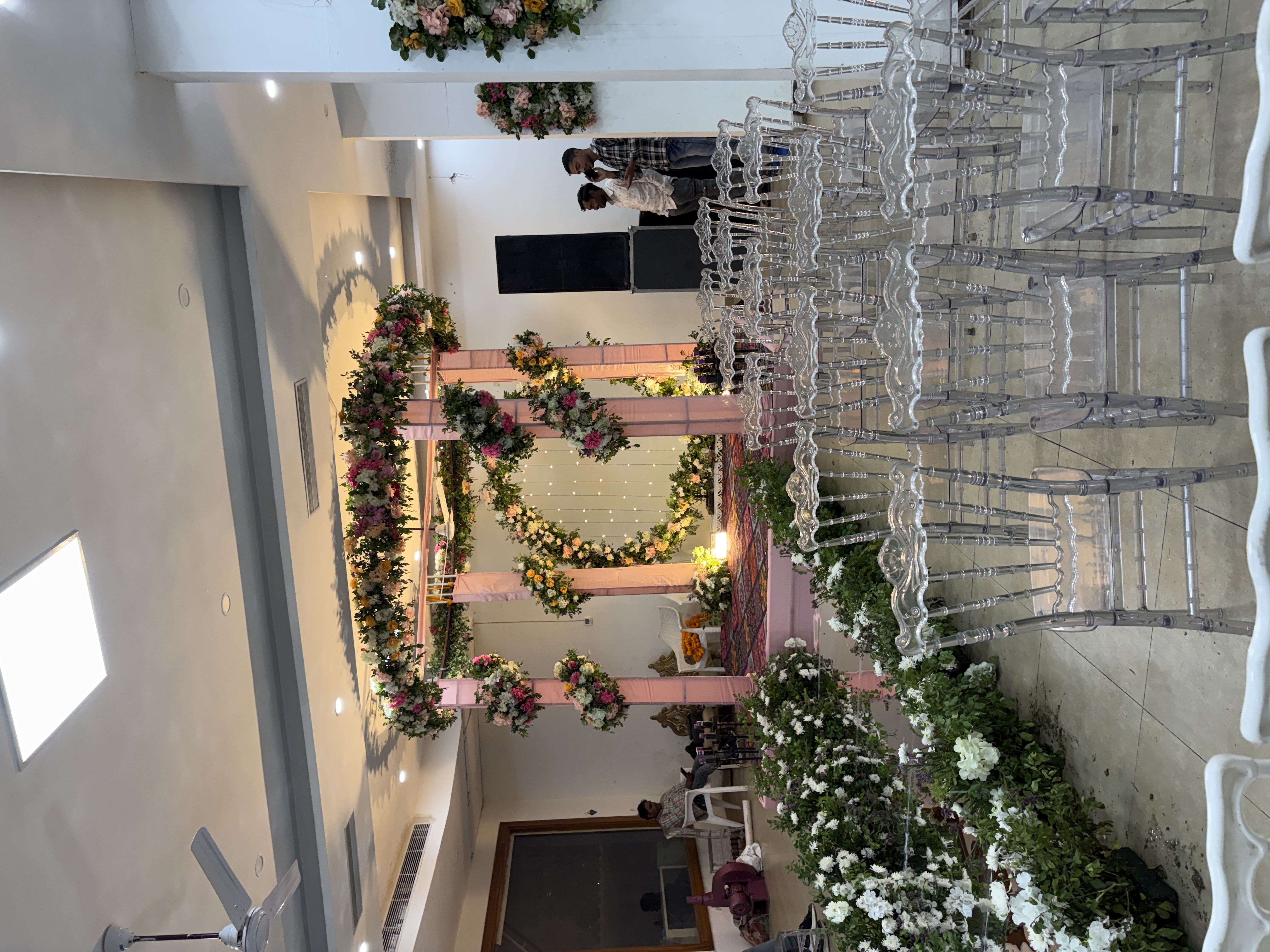 Indoor wedding decor photo at Corbett Wild Resort